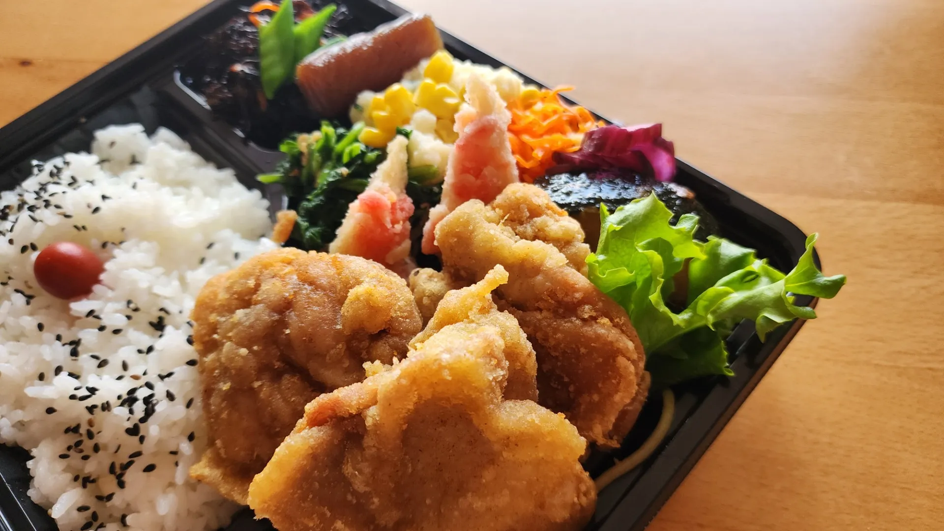 唐揚げ弁当